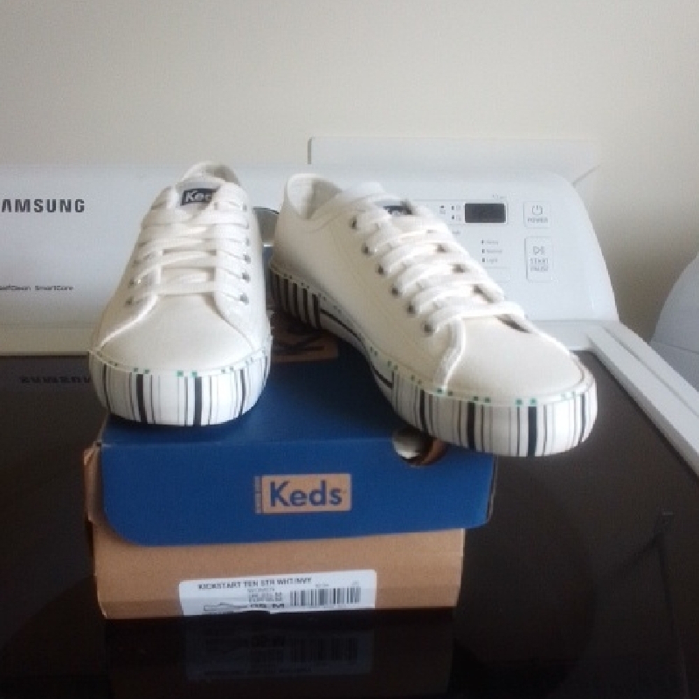 NWT Comes In The Box Keds White Sneakers with Striped Sole